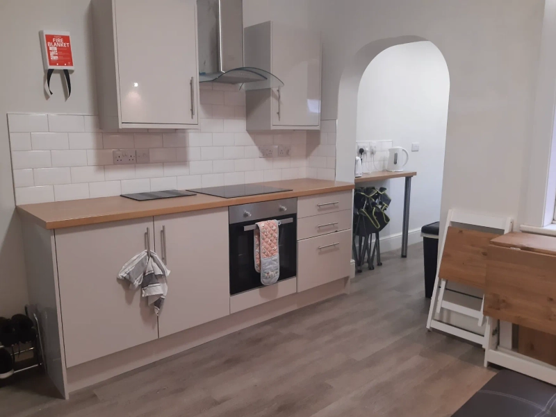 Chelmsford Street - 2 Bed - Thumbnail 6